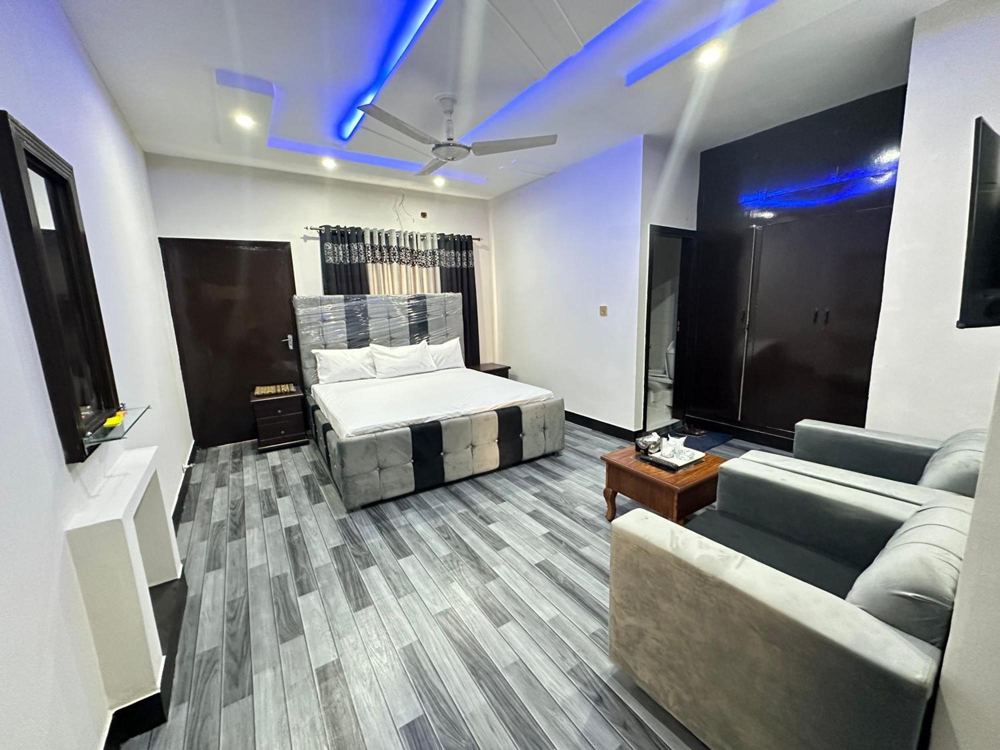Decent Lodge Guest House Islamabad Bagian luar foto