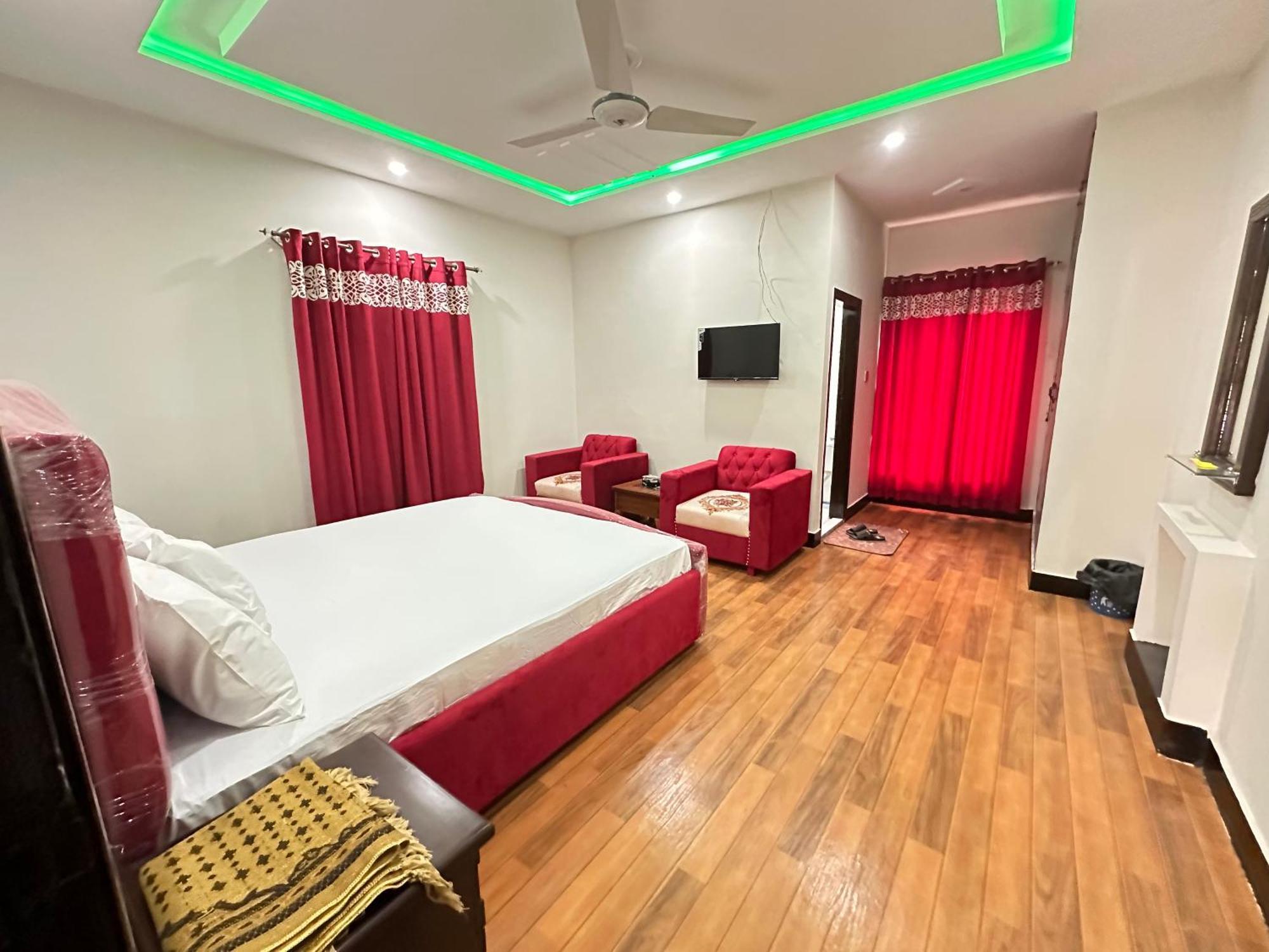 Decent Lodge Guest House Islamabad Bagian luar foto